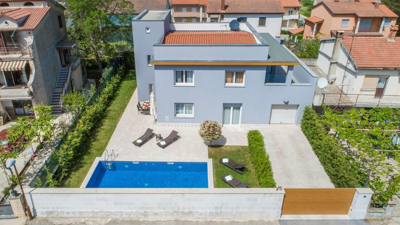 Villa Isabella Pula Exterior photo