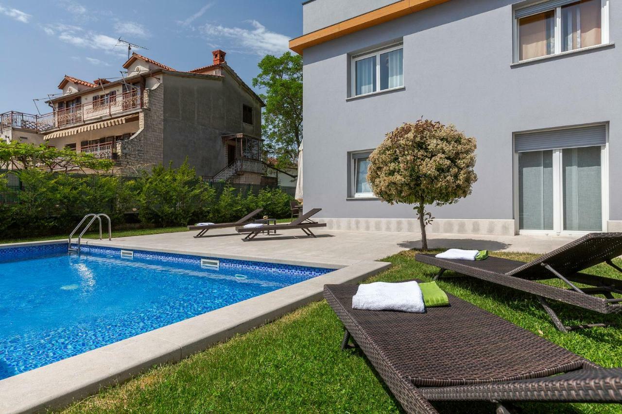 Villa Isabella Pula Exterior photo