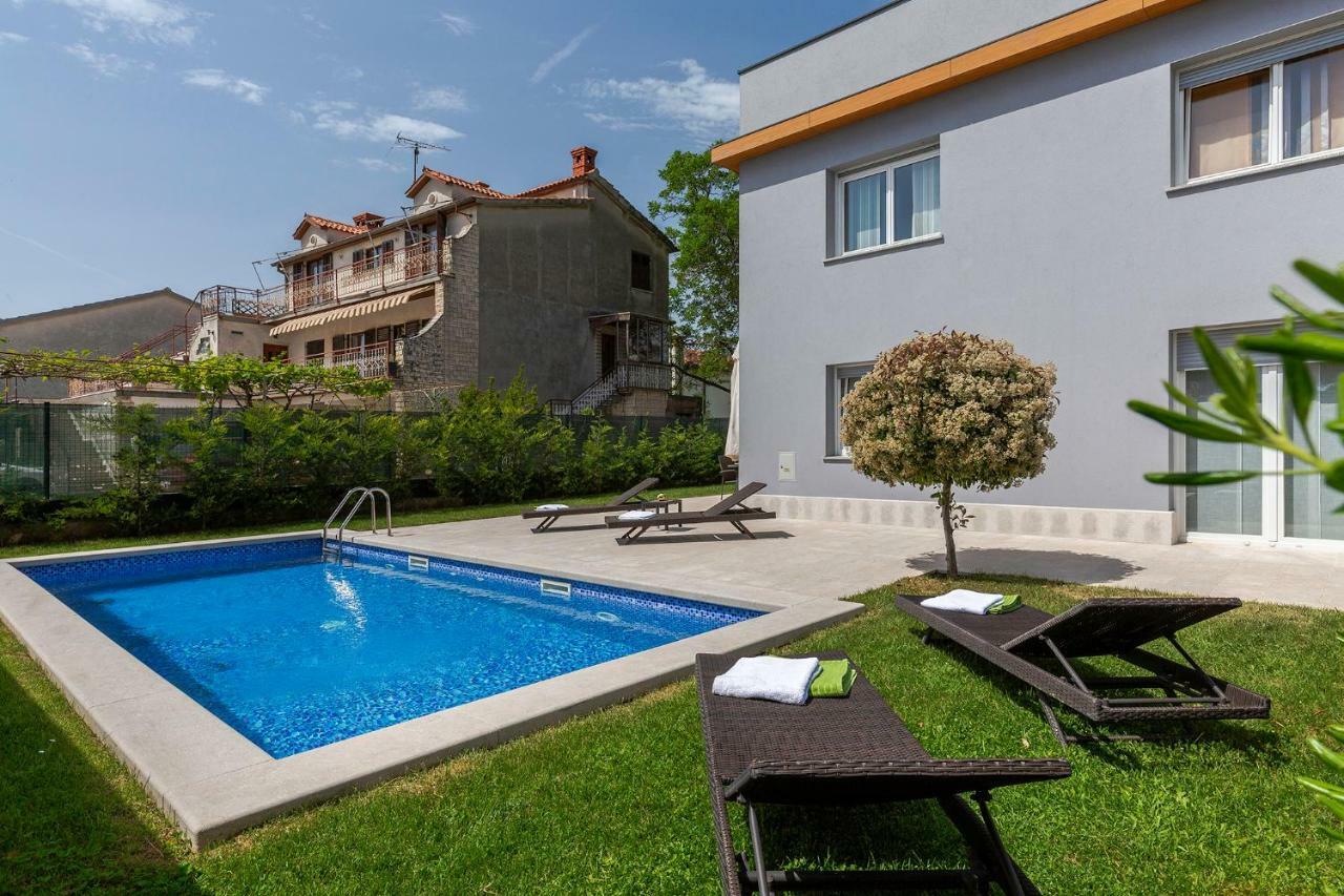 Villa Isabella Pula Exterior photo
